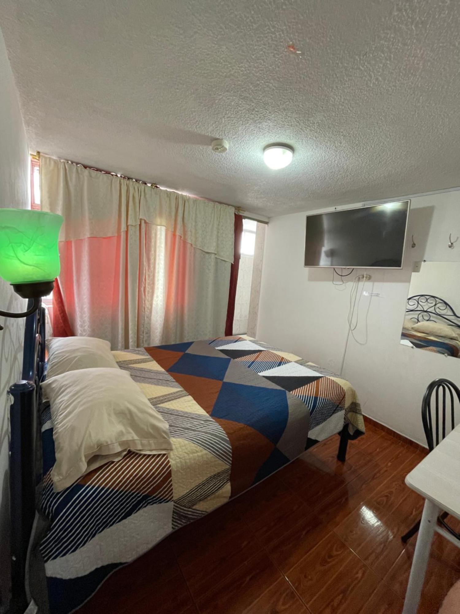 Hostal La Escondida De Quito Del Norte Εξωτερικό φωτογραφία